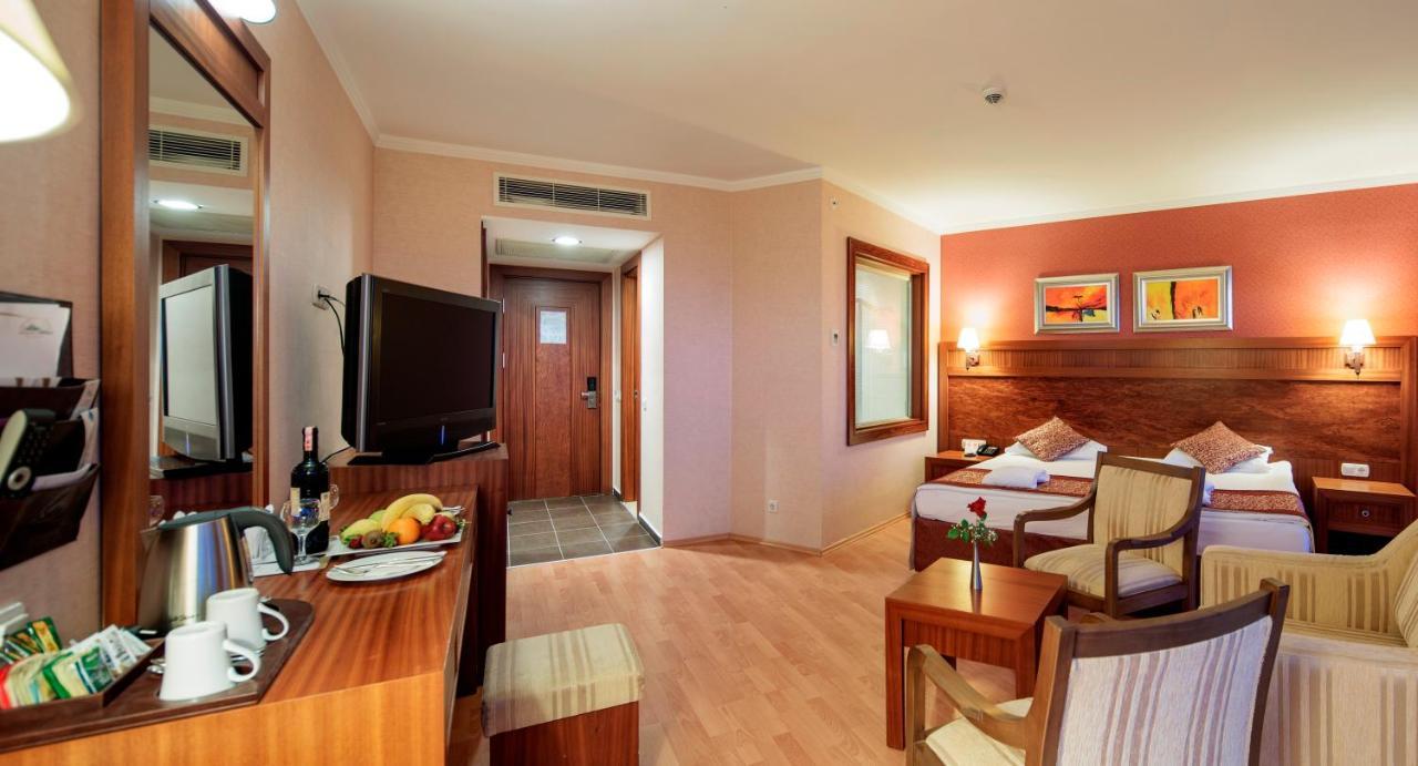 Alba Royal Hotel (Adults Only) Side Quarto foto