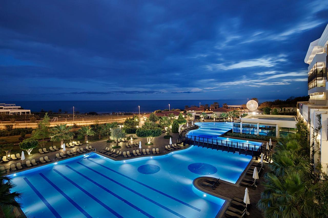 Alba Royal Hotel (Adults Only) Side Exterior foto