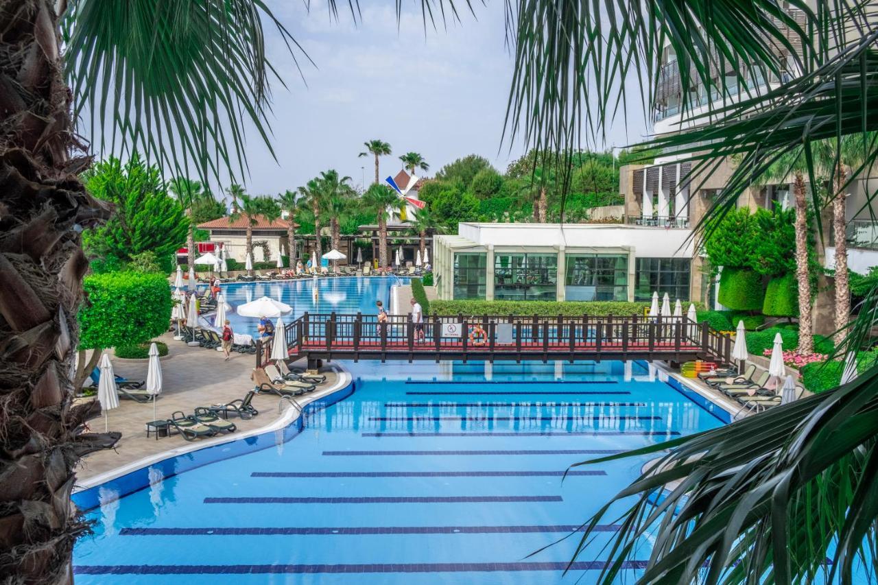 Alba Royal Hotel (Adults Only) Side Exterior foto